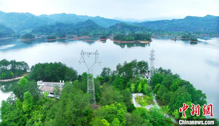 福建泰宁：暑期兴起“零碳”旅游热